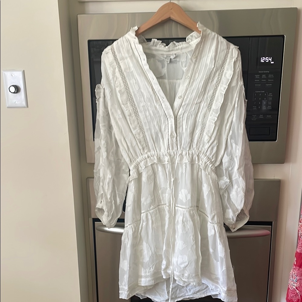 Elegant White Women's Top